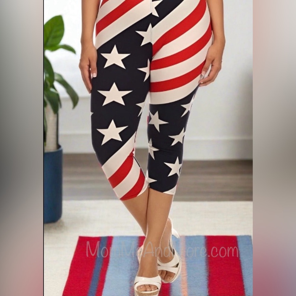 OS/PLUS NEW Womens 4th of July American Flag Leggings Capri Pants
